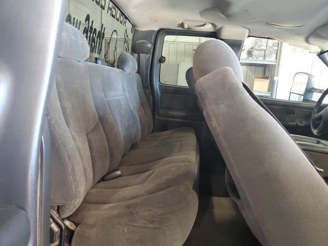 Photo 10 from auction – 2004 CHEVROLET SILVERADO with VIN 1GCGK29U44Z207163