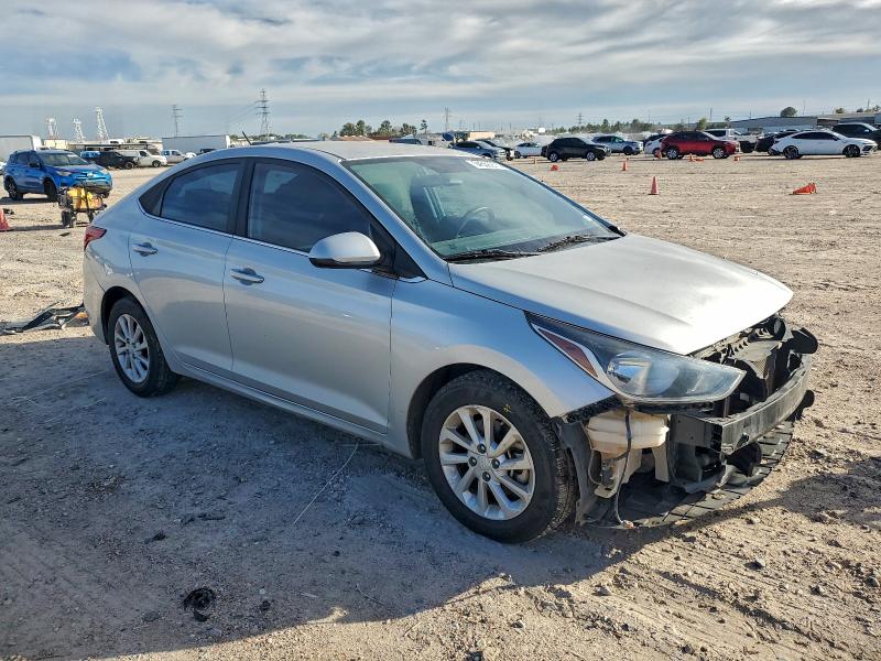 Photo 4 from auction – 2019 HYUNDAI ACCENT with VIN 3KPC24A33KE047122
