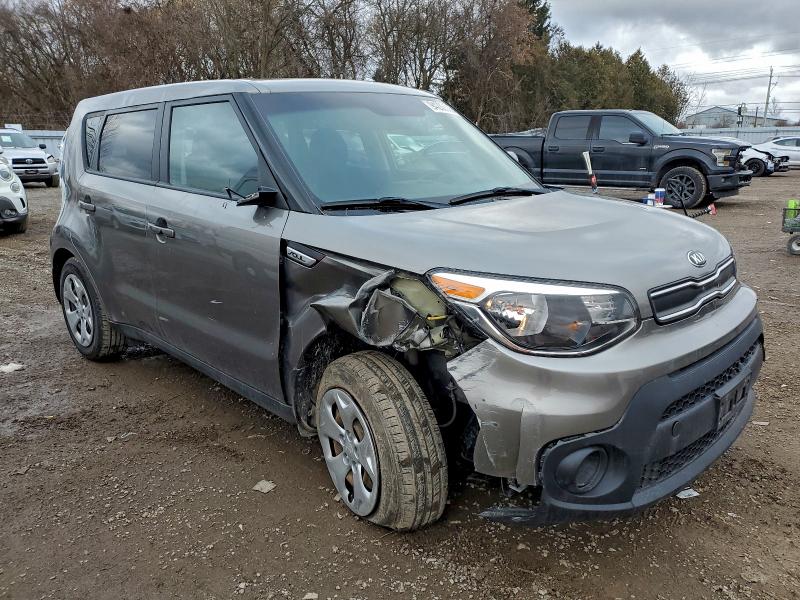 Photo 4 from auction – 2017 KIA SOUL with VIN KNDJN2A20H7482053