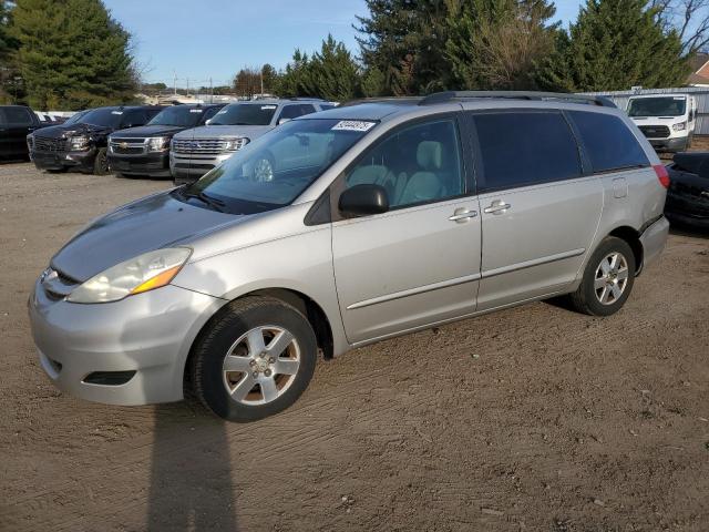 Photo 1 from auction – 2006 TOYOTA SIENNA CE with VIN 5TDZA23C66S446794