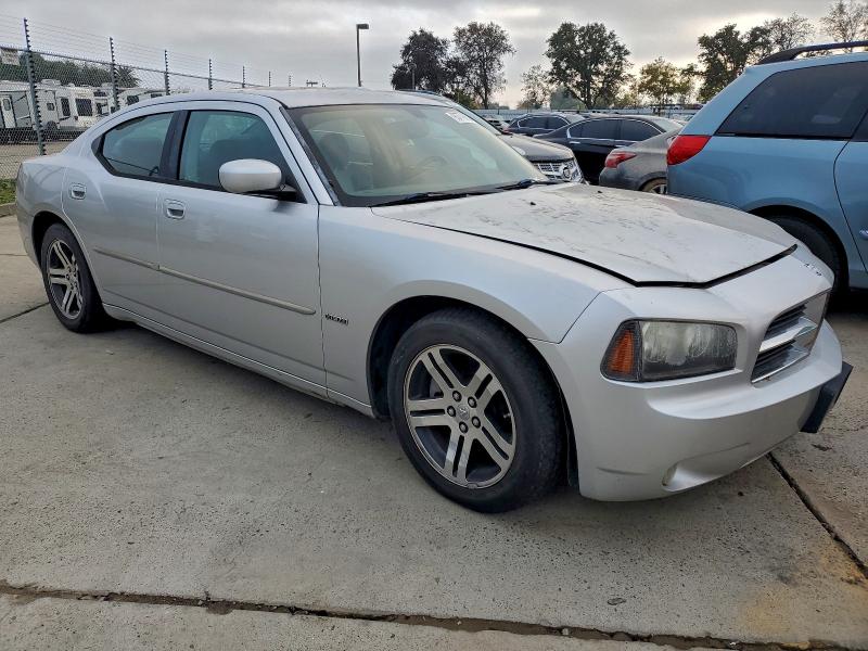 Photo 4 from auction – 2006 DODGE CHARGER R/ with VIN 2B3LA53H76H480780