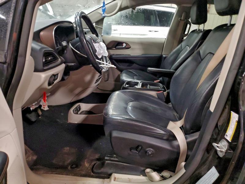 Photo 7 from auction – 2019 CHRYSLER PACIFICA T with VIN 2C4RC1BG4KR669721