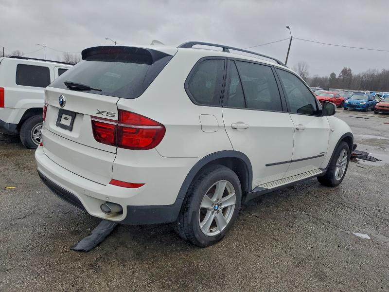 Photo 3 from auction – 2012 BMW X5 XDRIVE3 with VIN 5UXZW0C53CL668258
