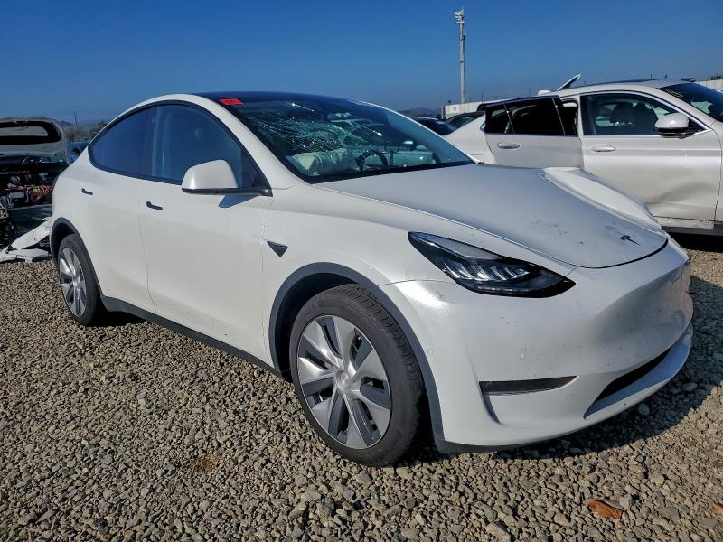 Photo 4 from auction – 2021 TESLA MODEL Y with VIN 5YJYGDEE5MF299437