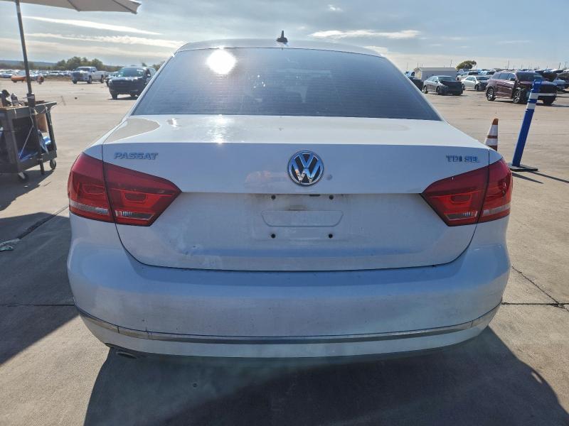 Photo 6 from auction – 2013 VOLKSWAGEN PASSAT SEL with VIN 1VWCN7A38DC048024