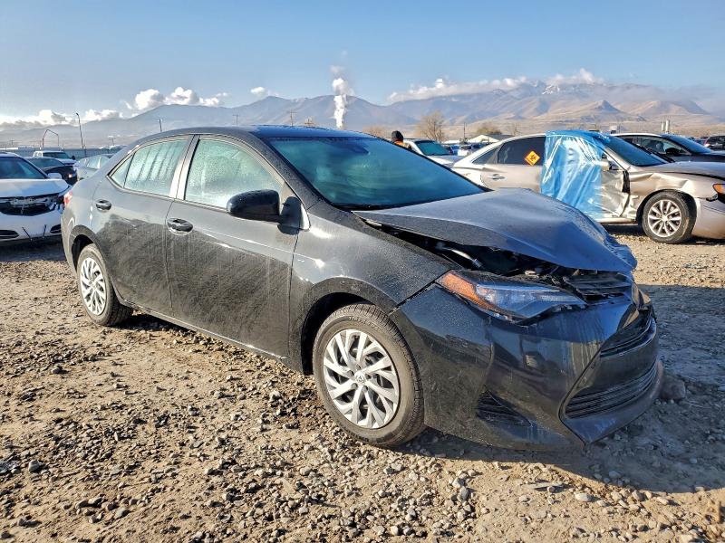 Photo 4 from auction – 2018 TOYOTA COROLLA with VIN 5YFBURHE2JP767535