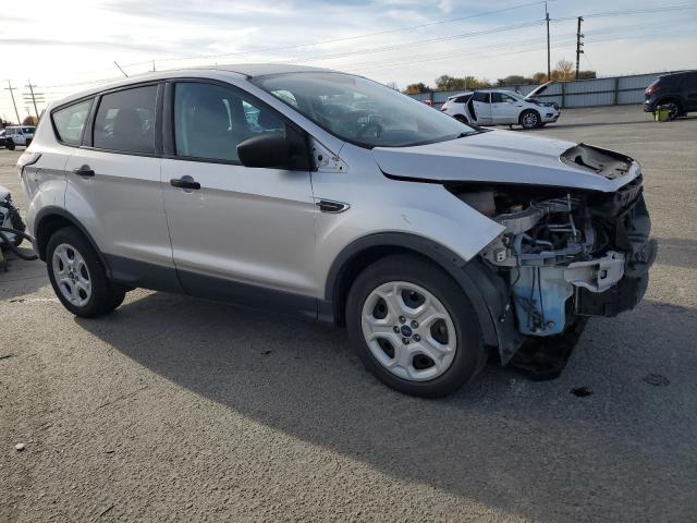 Photo 4 from auction – 2017 FORD ESCAPE S with VIN 1FMCU0F73HUD53287