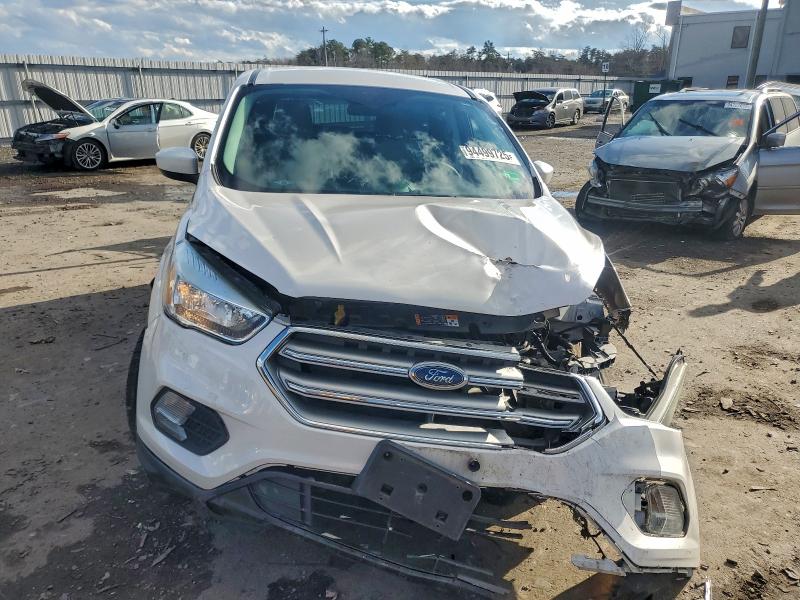 Photo 5 from auction – 2017 FORD ESCAPE SE with VIN 1FMCU9G92HUA76622