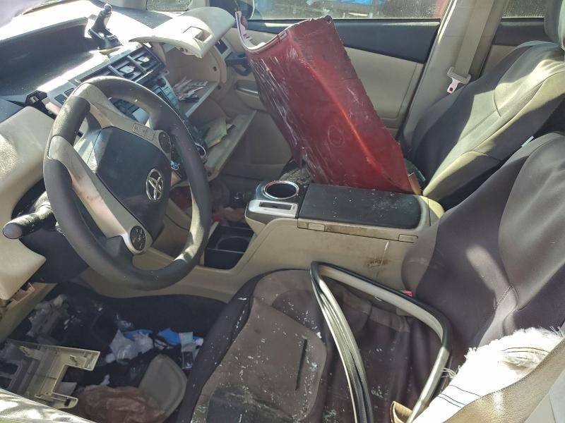 Photo 7 from auction – 2013 TOYOTA PRIUS V with VIN JTDZN3EU8D3256624