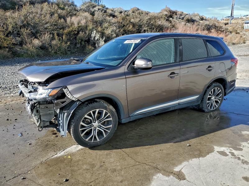 MITSUBISHI OUTLANDER 2017 with VIN JA4AD3A36HZ012948 - Photo from auction