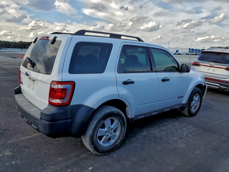 Photo 3 from auction – 2008 FORD ESCAPE XLS with VIN 1FMCU02Z38KE31604