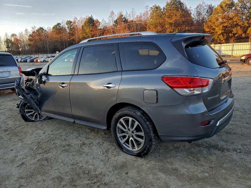 Photo 2 from auction – 2015 NISSAN PATHFINDER with VIN 5N1AR2MN0FC616859