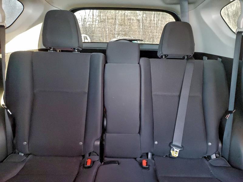 Photo 10 from auction – 2016 TOYOTA RAV4 LE with VIN 2T3BFREV9GW474065