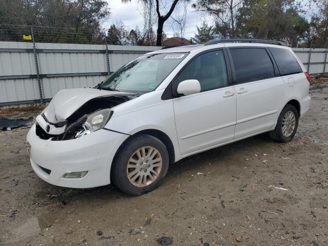 TOYOTA SIENNA XLE 2007 with VIN 5TDBK22C47S006266 - Photo from auction