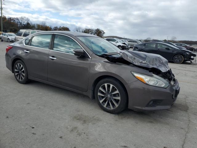 Photo 4 from auction – 2016 NISSAN ALTIMA 2.5 with VIN 1N4AL3AP0GC147409