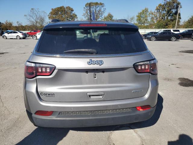 Photo 6 from auction – 2018 JEEP COMPASS LA with VIN 3C4NJCBBXJT257027