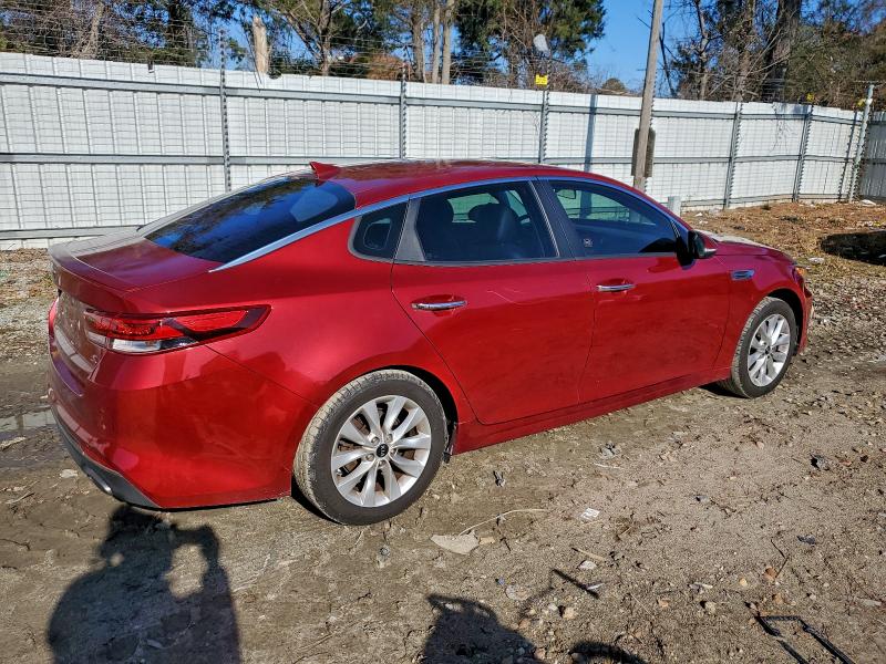 Photo 3 from auction – 2018 KIA OPTIMA LX with VIN 5XXGT4L36JG232914