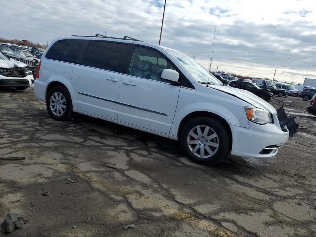 Photo 4 from auction – 2016 CHRYSLER TOWN & COU with VIN 2C4RC1BG1GR290697