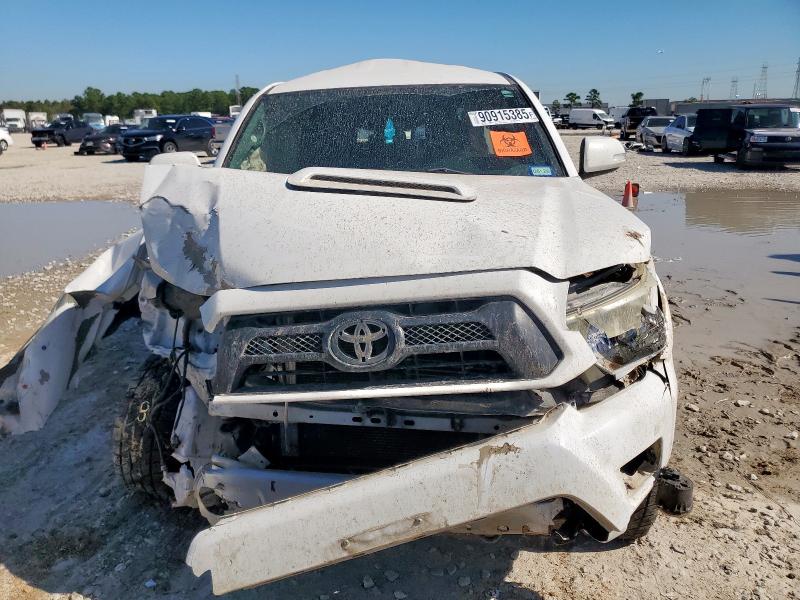 Photo 5 from auction – 2015 TOYOTA TACOMA DOU with VIN 5TFLU4EN5FX113830