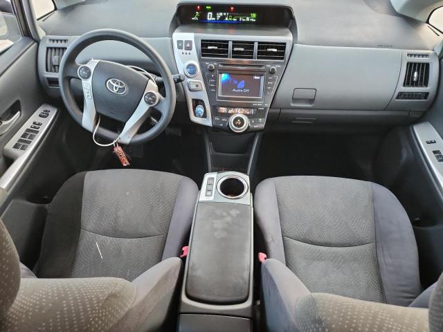 Photo 8 from auction – 2014 TOYOTA PRIUS V with VIN JTDZN3EU5E3357248