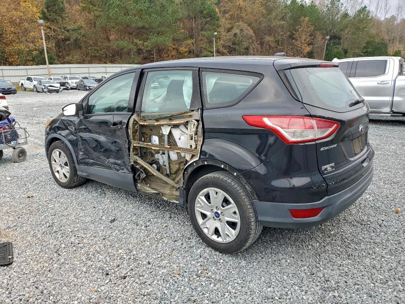 Photo 2 from auction – 2016 FORD ESCAPE S with VIN 1FMCU0F76GUB11639