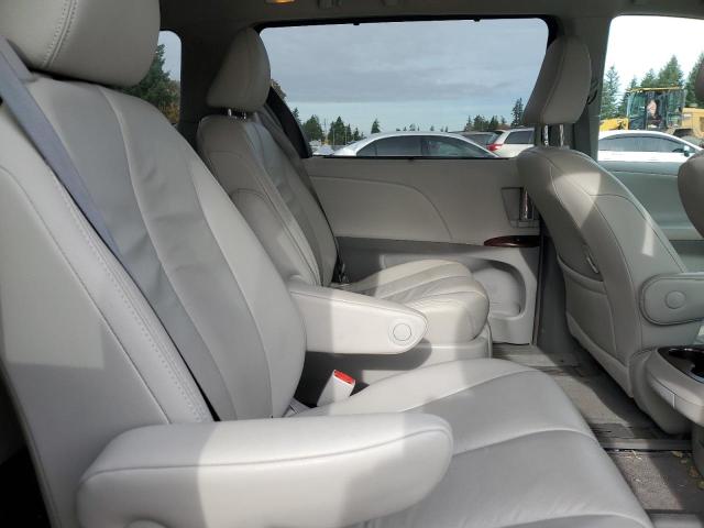 Photo 11 from auction – 2014 TOYOTA SIENNA XLE with VIN 5TDDK3DCXES092207