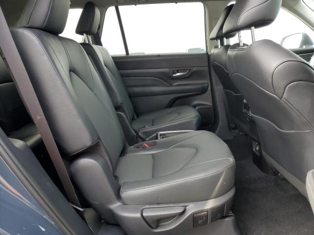 Photo 11 from auction – 2025 TOYOTA GRAND HIGH with VIN 5TDAAAB59SS095142