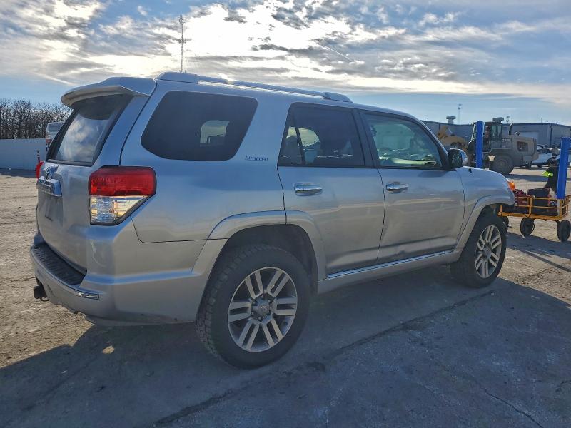 Photo 3 from auction – 2012 TOYOTA 4RUNNER SR with VIN JTEBU5JR6C5089437