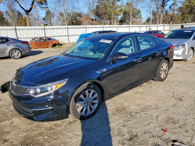 KIA OPTIMA EX 2016 with VIN 5XXGU4L30GG002288 - Photo from auction