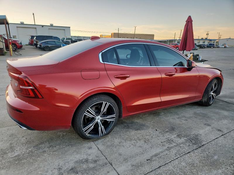 Photo 3 from auction – 2022 VOLVO S60 B5 INS with VIN 7JRL12FL4NG157909
