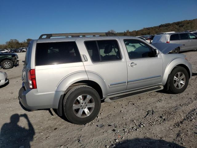 Photo 3 from auction – 2011 NISSAN PATHFINDER with VIN 5N1AR1NBXBC619647