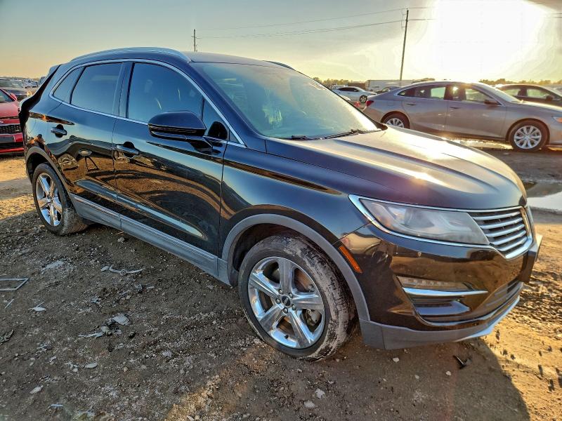 Photo 4 from auction – 2015 LINCOLN MKC with VIN 5LMCJ1A99FUJ42807