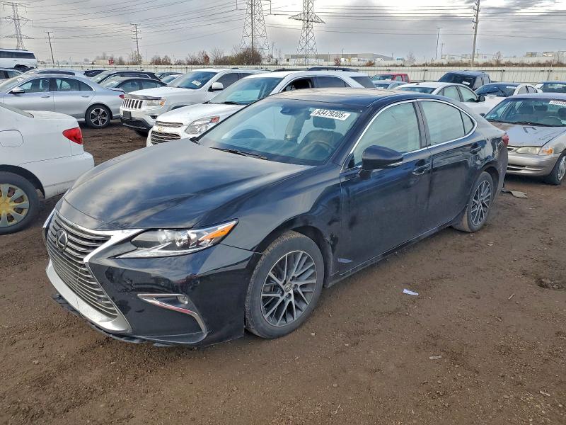 LEXUS ES 350 2017 with VIN 58ABK1GG2HU067882 - Photo from auction