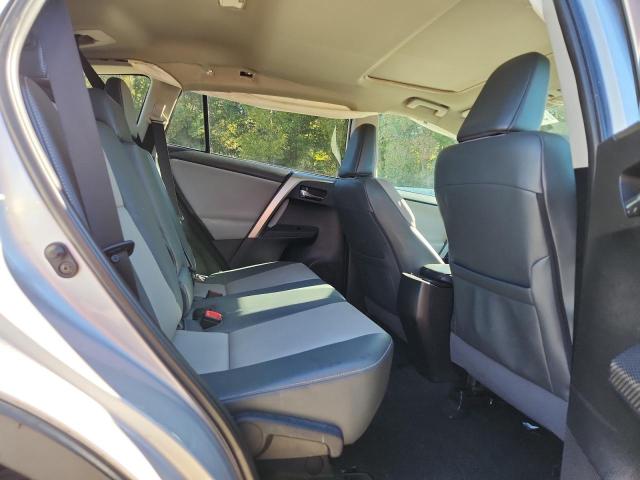 Photo 11 from auction – 2015 TOYOTA RAV4 LIMIT with VIN 2T3YFREV7FW200713