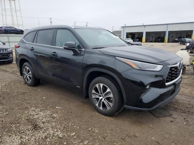 Photo 4 from auction – 2022 TOYOTA HIGHLANDER with VIN 5TDHBRCH6NS554330