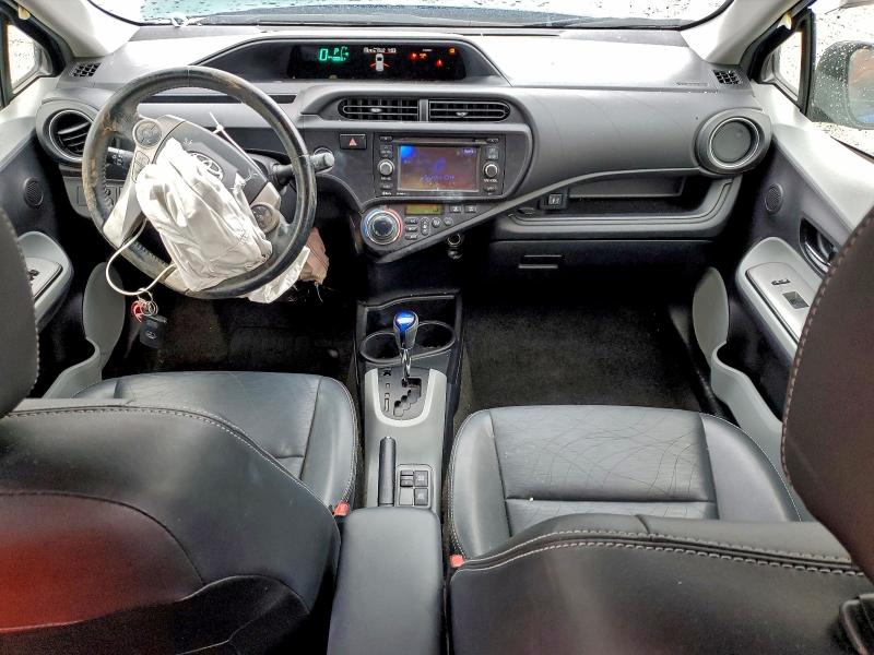Photo 8 from auction – 2013 TOYOTA PRIUS with VIN JTDKDTB36D1035924