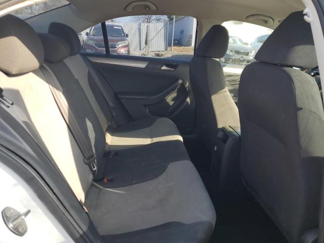 Photo 10 from auction – 2018 VOLKSWAGEN JETTA S with VIN 3VW2B7AJ6JM248915