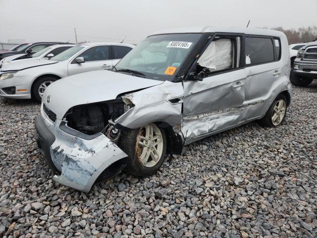 KIA SOUL 2011 with VIN KNDJT2A25B7722145 - Photo from auction