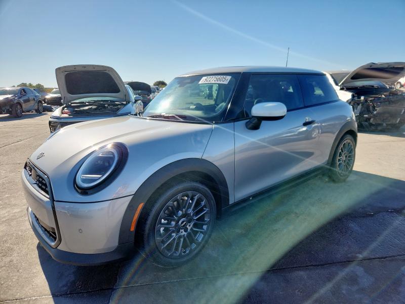 2025 MINI COOPER BAS