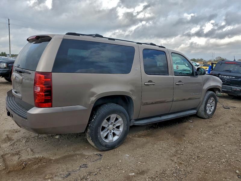 Photo 3 from auction – 2007 CHEVROLET SUBURBAN C with VIN 1GNFC16J07R224910