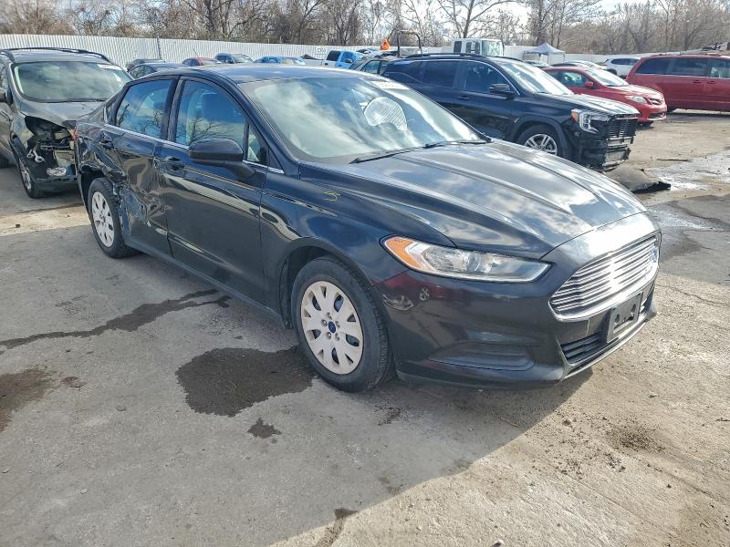 Photo 4 from auction – 2014 FORD FUSION S with VIN 3FA6P0G76ER367894