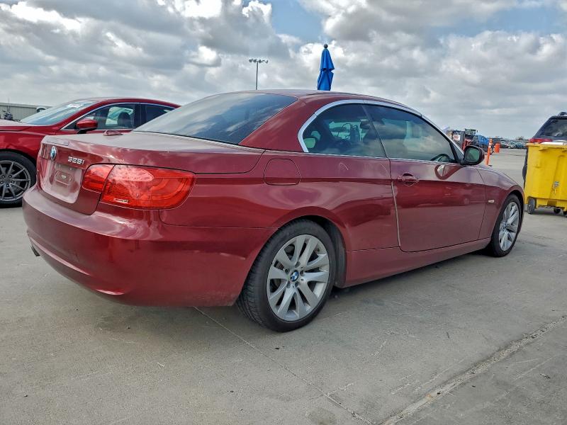 Фото 3 с аукциона – 2011 BMW 328 I с VIN WBADW3C55BE541136