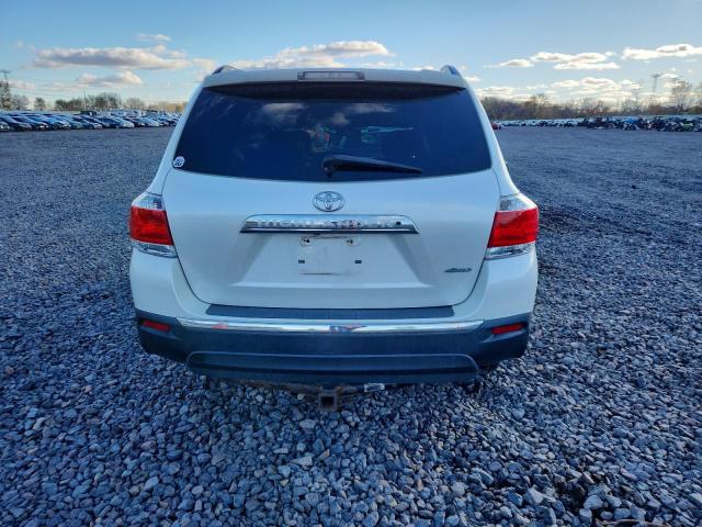 Photo 6 from auction – 2012 TOYOTA HIGHLANDER with VIN 5TDBK3EH3CS098901
