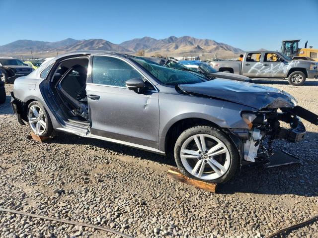 Photo 4 from auction – 2014 VOLKSWAGEN PASSAT SE with VIN 1VWBS7A30EC049349
