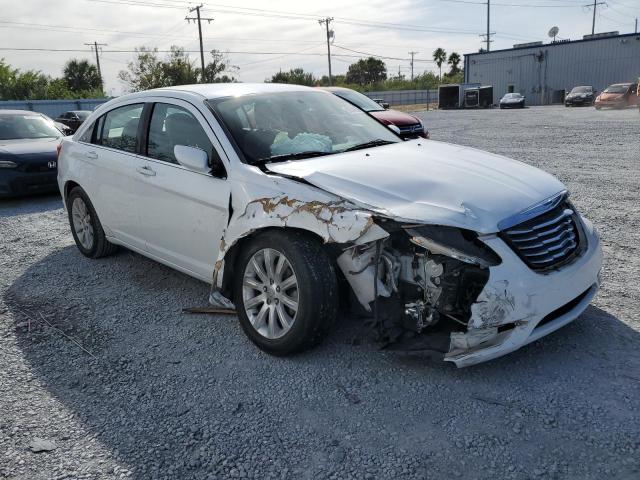Photo 4 from auction – 2011 CHRYSLER 200 TOURIN with VIN 1C3BC1FGXBN555770