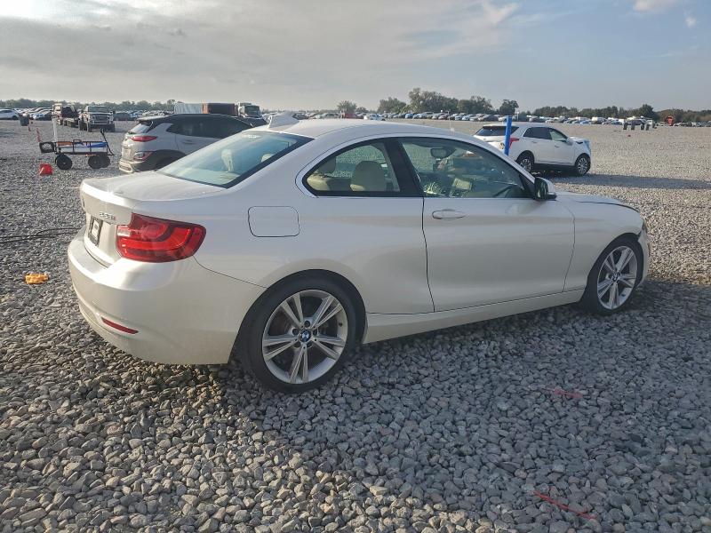 Photo 3 from auction – 2014 BMW 228 I with VIN WBA1F5C56EVV99582