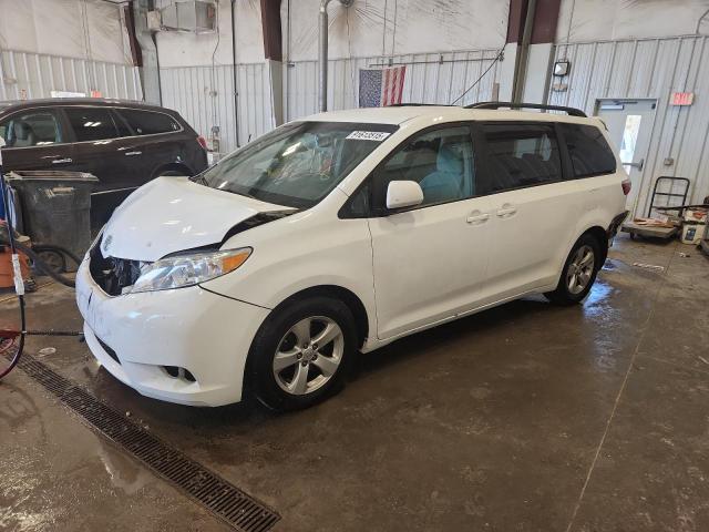Photo 1 from auction – 2016 TOYOTA SIENNA LE with VIN 5TDKK3DC6GS742550