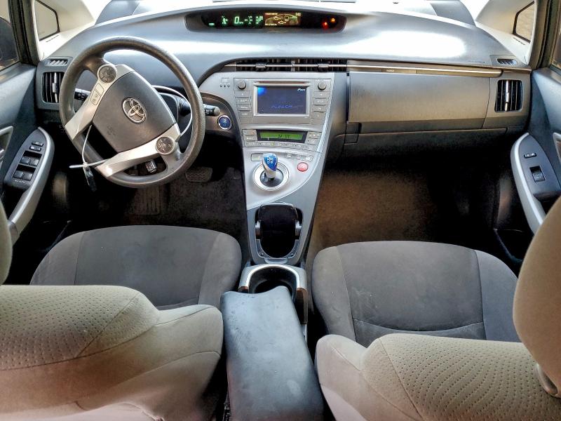 Photo 8 from auction – 2013 TOYOTA PRIUS with VIN JTDKN3DU8D0338681