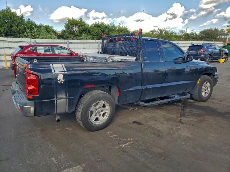 Photo 3 from auction – 2005 DODGE DAKOTA SLT with VIN 1D7HE42K05S314842