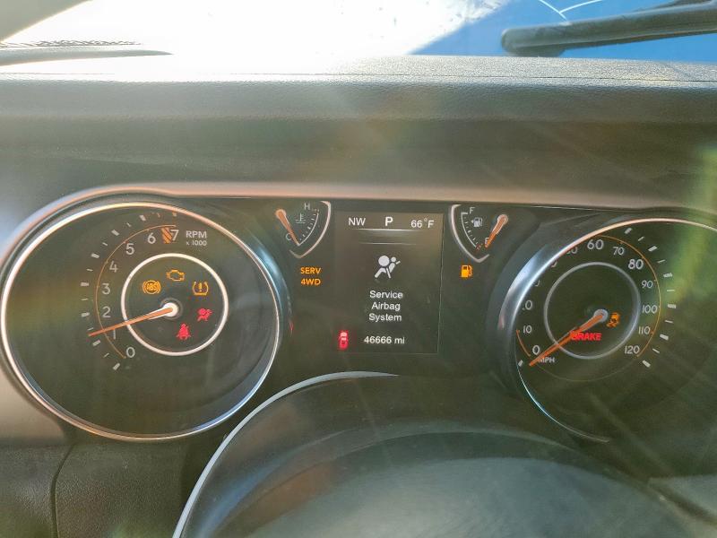 Photo 9 from auction – 2020 JEEP GLADIATOR with VIN 1C6HJTAG9LL159106